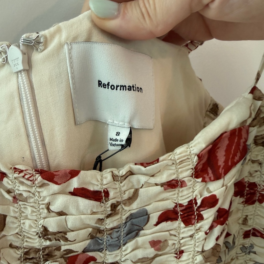 Reformation Azure Smocked Midi Dress in Gwendolyn (Size 8) - NWT - Picture 10 of 14